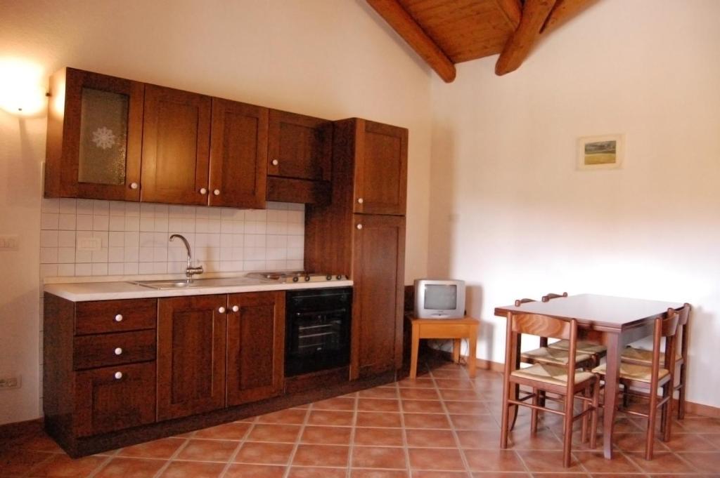 Agriturismo 'D Raine Montelupo Albese Rom bilde