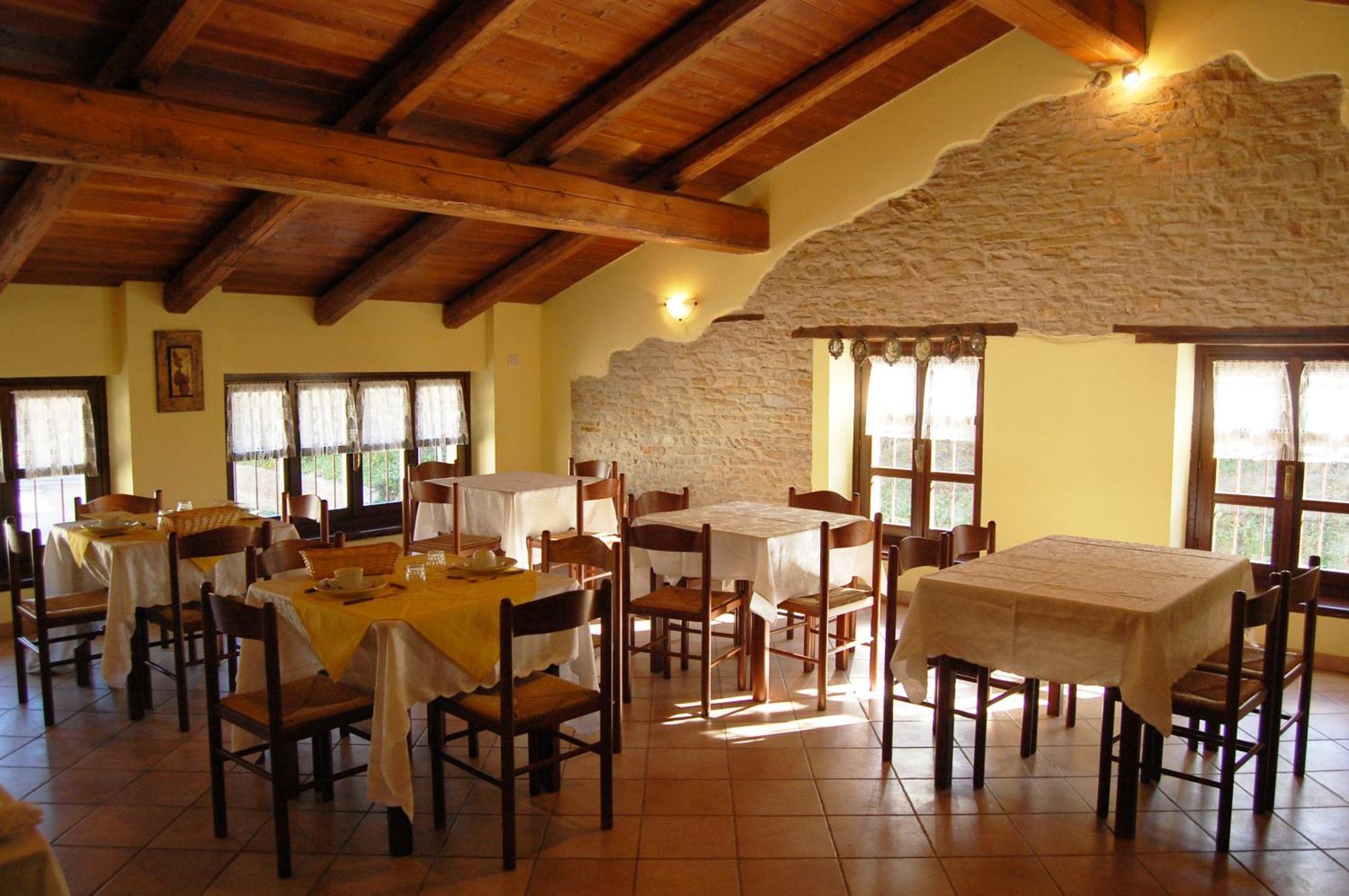 Agriturismo 'D Raine Montelupo Albese Eksteriør bilde